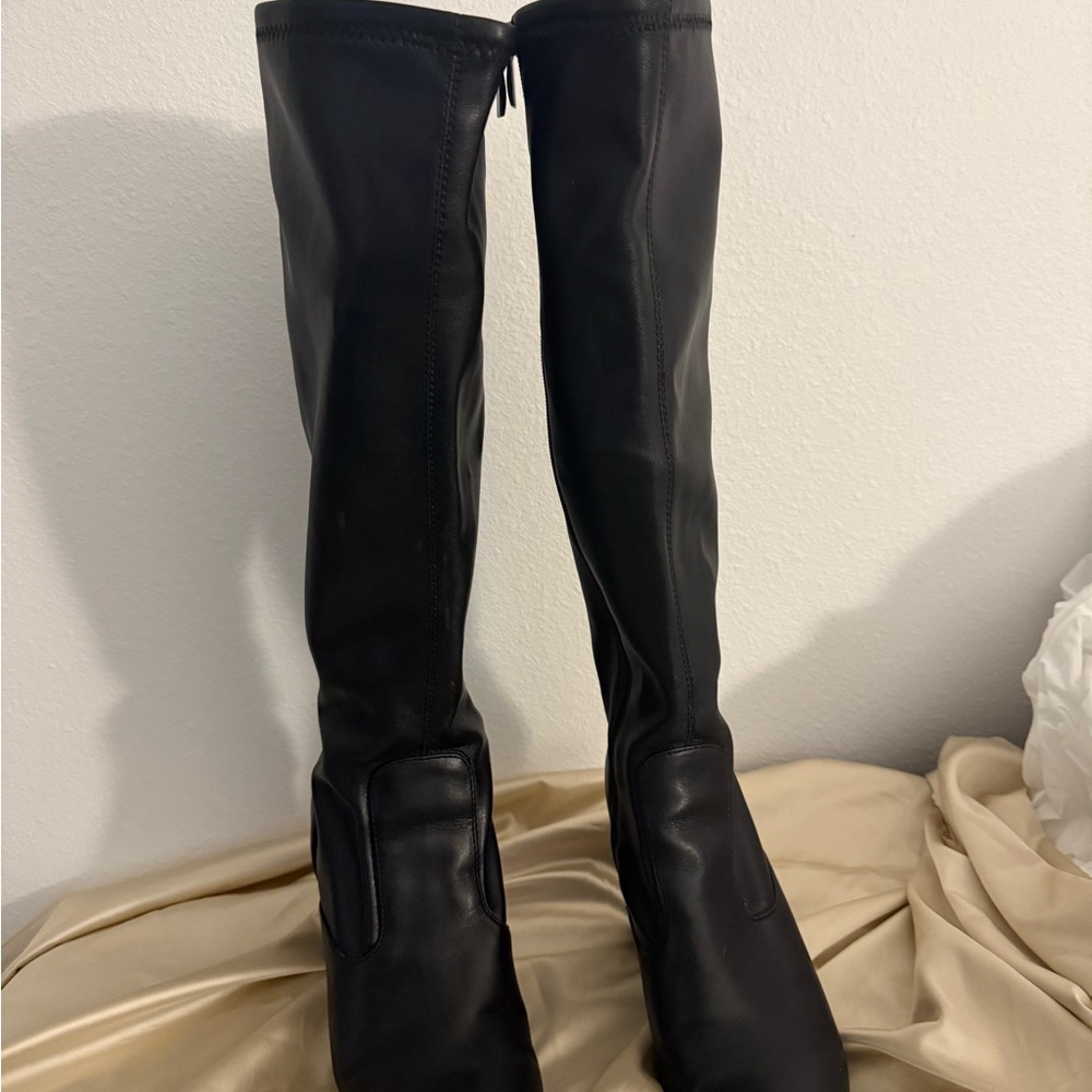 Elegant Black Knee-High Women's Boots